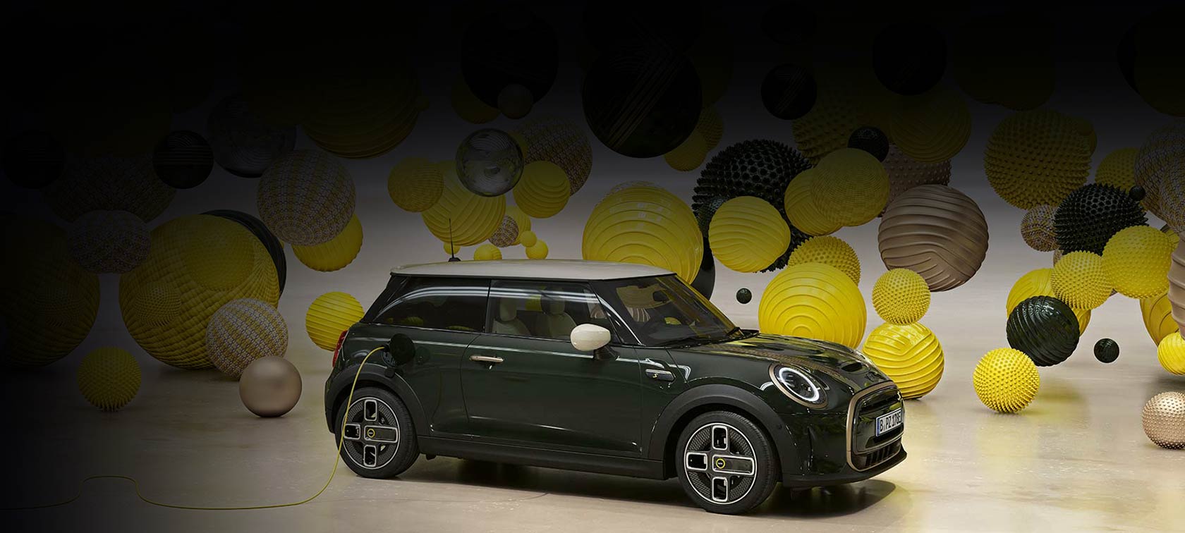 ENTSCHLOSSEN ELEKTRISCH. - DIE NEUE VOLLELEKTRISCHE MINI RESOLUTE EDITION.