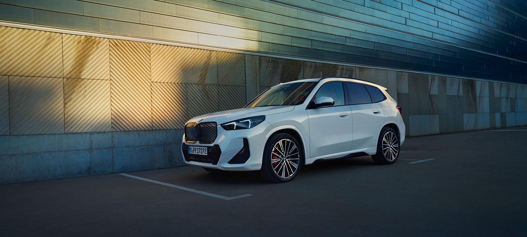 BMW iX1 xDrive30 - Exklusiv für Großkunden