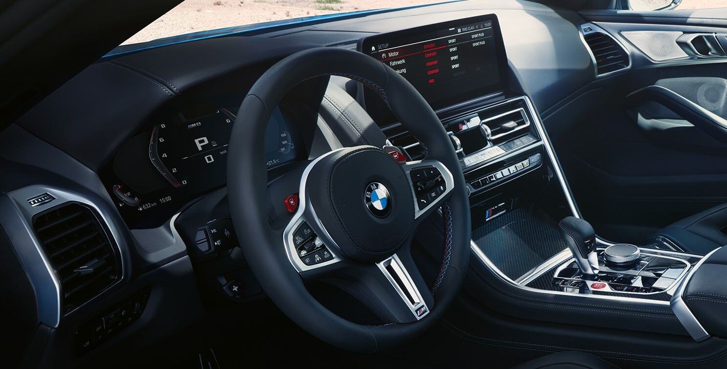BMW 8er COUPÉ M AUTOMOBILE: COCKPIT & TECHNOLOGIEN.