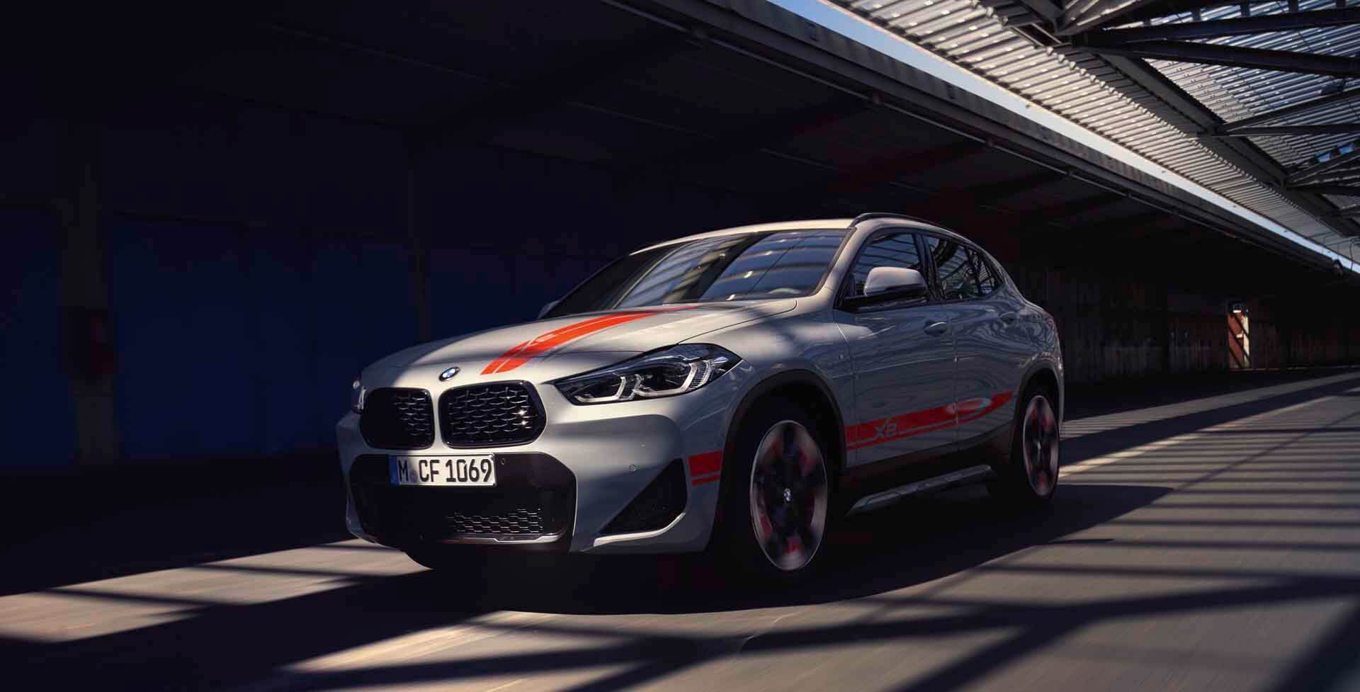 DIE FAHRDYNAMIK DES BMW X2.