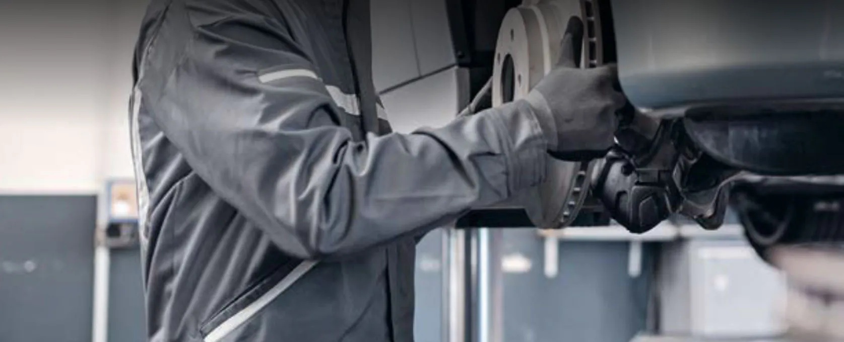 UNSER RÄDER- UND REIFEN-SERVICE -