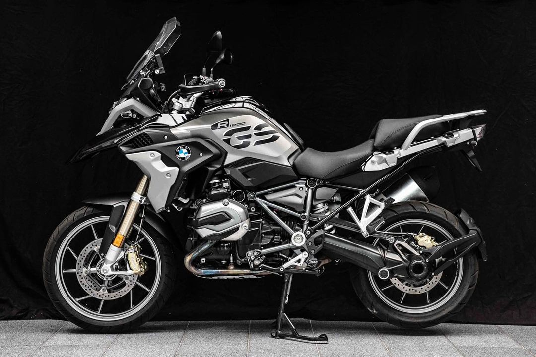 ROLF 𝗛𝗢𝗥𝗡 Motorradwelt präsentiert: Unser Motorrad der Woche - BMW R 1200 GS! 🏍️
Liebe Motorrad-E